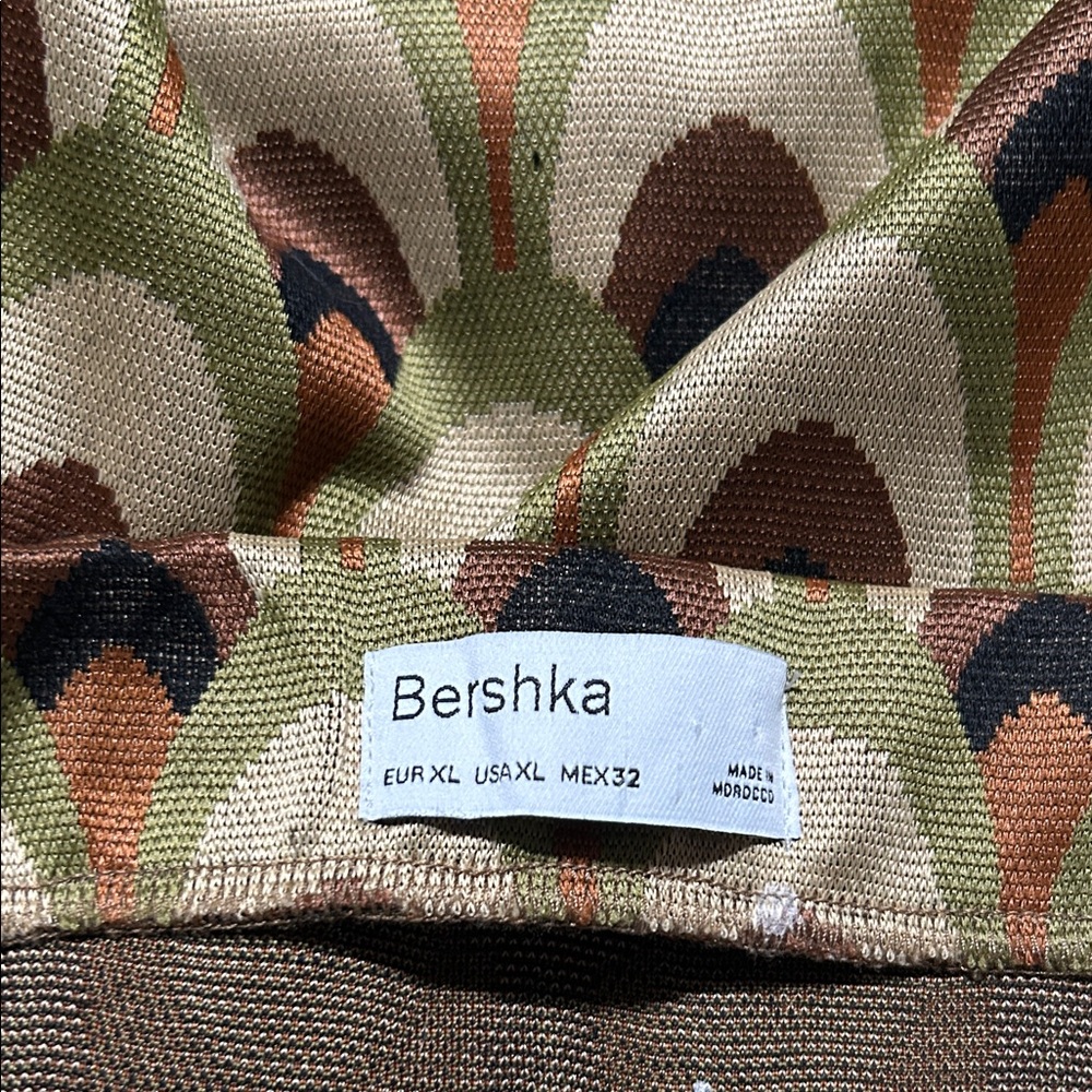 Bershka Retro Patterned Skirt in Green and Brown